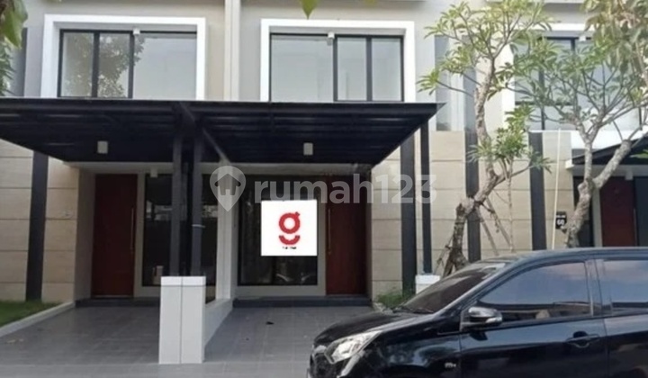 Northwest Park House West Surabaya