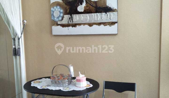 Eastcoast Residence Tower Sapphire Fully Furnished Apartment Pakuwon City