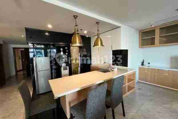 Regency Tunjungan Plaza condominium 3 bedroom fully furnished Surabaya Regency Tunjungan Plaza condominium 3 bedroom fully furnished Surabaya