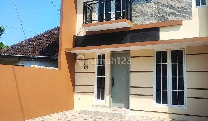 Dijual Rumah Istimewa 2 Lantai di Jalan Bakti, Kabupaten Kudus 2