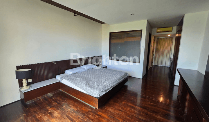 FULL FURNISHED VILLA AREA UNGASAN, KUTA SELATAN BADUNG WITH SPECTACULAR VIEWS OF JIMBARAN BAY, NGURAH RAI AIRPORT, GUNUNG, BALI FREEWAY, NUSA PENIDA 2