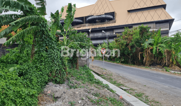 LAND 462 M2 SUNSET ROAD LEGIAN KUTA BADUNG STRATEGIC LOCATION SUITABLE FOR VILLAS, RESTAURANTS AND ALL TYPES OF BUSINESSES 2