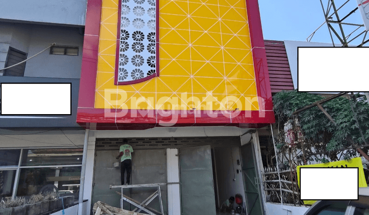 2.5 FLOOR SHOPHOUSE ON JL GATOT SUBROTO NORTH DENPASAR 2