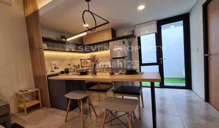 Dijual Rumah Murah Minimalis Modern 2 Lantai Bagus Furnished Strategis di Legenda Wisata Cibubur Lt 60m², Lb 57m². P3.094.08.24 2