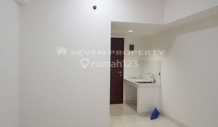 Lantai 25 Kaliana Kamar Unfurnished Dengan Pemandangan Indah Strategis. P3.90.07.24. 1