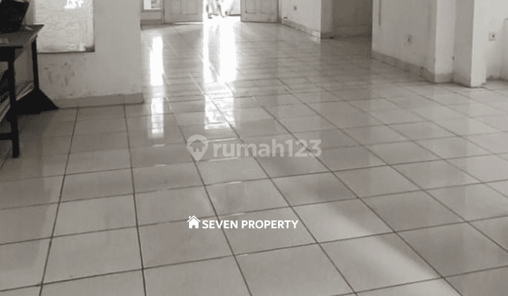 Dijual Rumah Bagus Modern Lokasi Strategis di Legenda Wisata Cibubur. P3.009.01.25/PRHJ 2