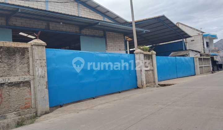 FOR SALE STRATEGIC WAREHOUSE IN GUNUNG PUTRI READY TO OPERATE 194.7.25 FOR SALE STRATEGIC WAREHOUSE IN GUNUNG PUTRI READY TO OPERATE 194.7.25