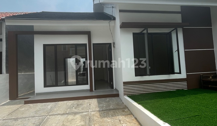 Minimalist Modern House Ready Stock In Graha Kartika Pratama Minimalist Modern House Ready Stock In Graha Kartika Pratama