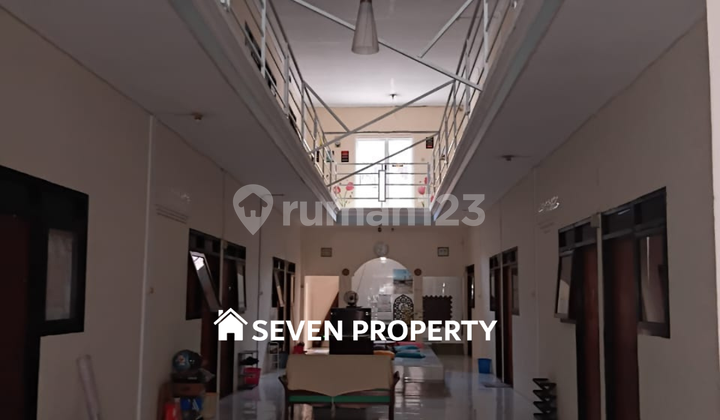 DIJUAL KOSAN MURAH MERIAH - BANDUNG Kosan strategis dua lantai dengan 25 kamar full terisi! 278.11.25 2