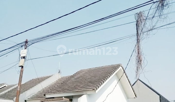 Hook House in Cibubur Country, Price Below 1M! 263.10.25 Hook House in Cibubur Country, Price Below 1M! 263.10.25