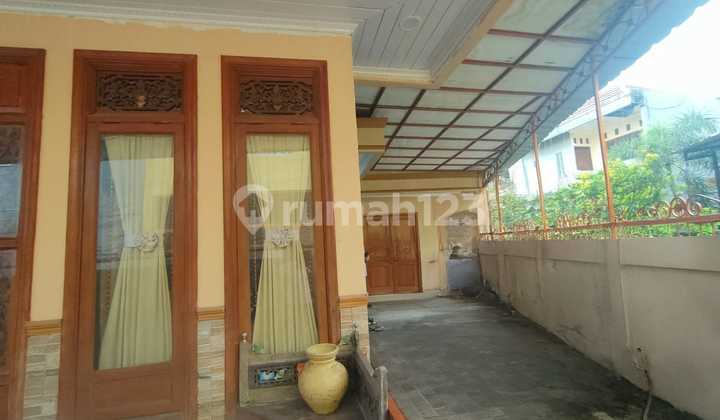 Rumah Siap Huni di Komplek Deplu Tangerang Selatan. Akses Mudah ke Bintaro & Jakarta. di Pondok Aren