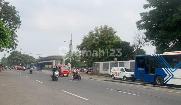 For Rent Strategic Land Plot in Front of Pulogadung Terminal, East Jakarta