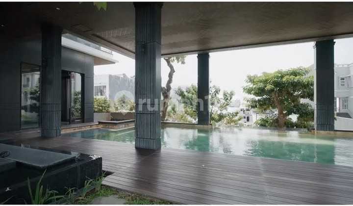 Tinggal Bawa Koper! Rumah Sultan Full Furnish View Laut di Kawasan Pantai Mutiara 2