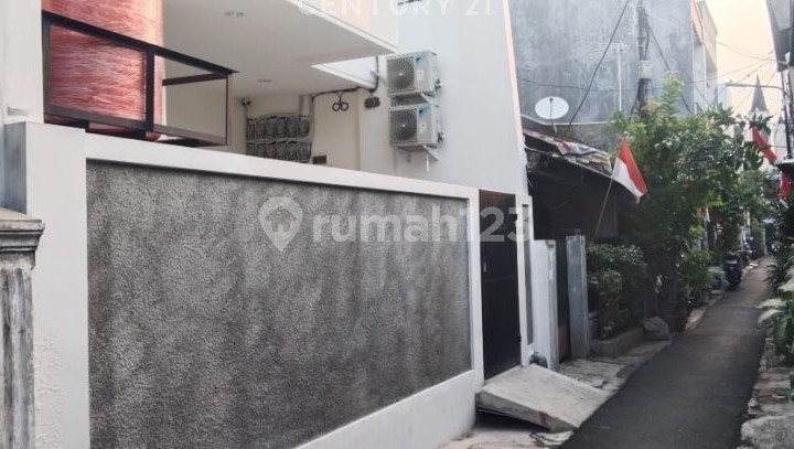 Rumah Kost 17 Kamar Area Tanjung Duren Jakarta Barat Strategis 2