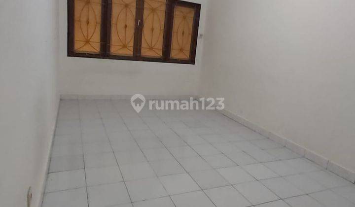 Di Sewakan Rumah Bagus di Kemang Pratama Bekasi 7