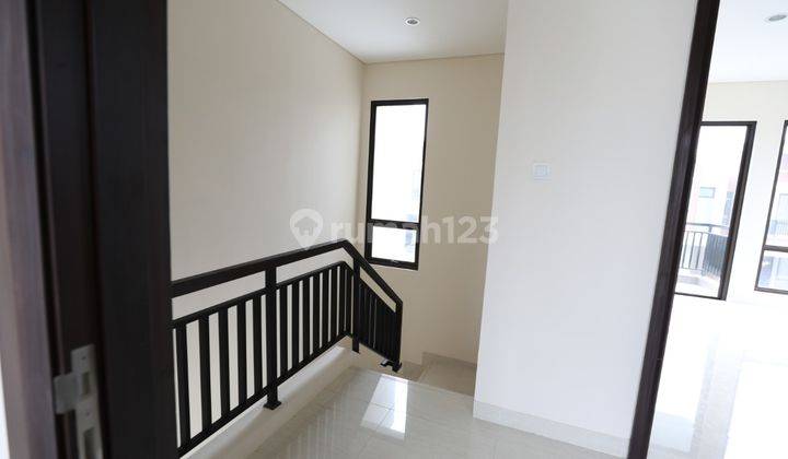 Dijual Rumah Siap Huni, Rapi Cantik Dan Asri Hook Di Podomoro River View 4