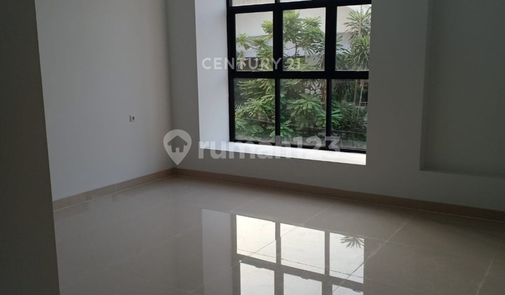 Rumah Lokasi Strategis Di Kavling Polri Jelambar Jakarta Barat 2