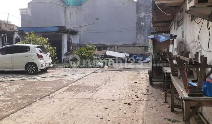 Ready-to-Use Plot in Pondok Kelapa, Strategic East Jakarta