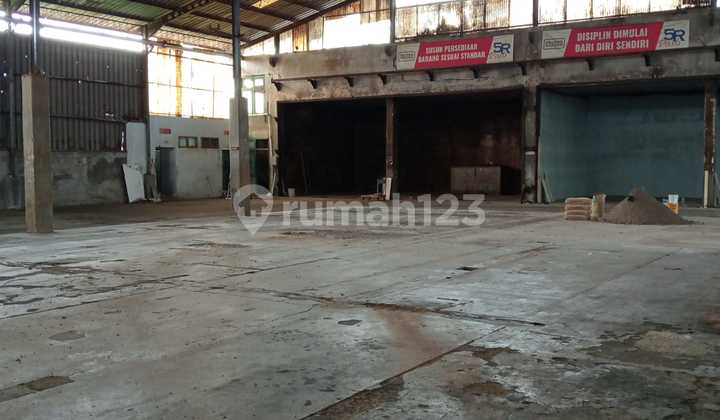 Gudang Ex Pabrik Di Daan Mogot Km 16, Jakarta Barat.
