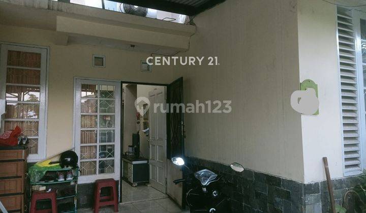 Rumah Cantik Siap Huni Lokasi Banjar Wijaya Tangerang  1
