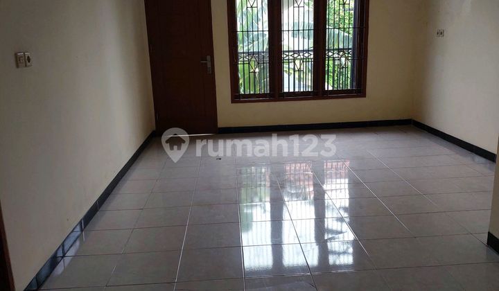 For Rent Nice House In Johar Baru Cempaka Putih Central Jakarta For Rent Nice House In Johar Baru Cempaka Putih Central Jakarta