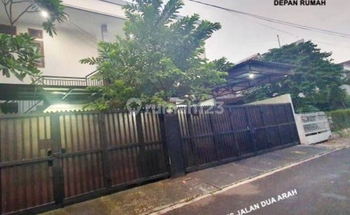 Jual Cepat Rumah Kosan Aktif 2 Lantai Lokasi di Tebet Dalam Jakarta Selatan  1