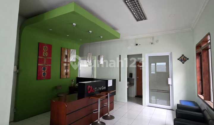 For Sale Price Reduced (BU) House by the Main Road, Pulomas, East Jakarta 2
