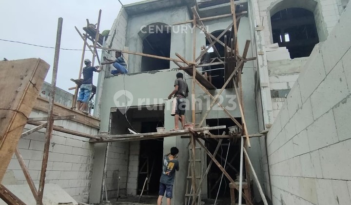 Modern Stylish Brand New Residential Plot DKI Meruya Utara, West Jakarta 2