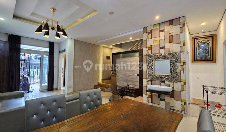 Disewakan Rumah 3 Lt Full Furnish di Taman Modern Cakung Jaktim  2