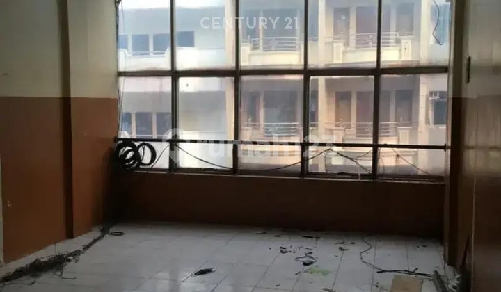 Cheapest Shop House in Ketapang Gajah Mada Area, West Jakarta 2