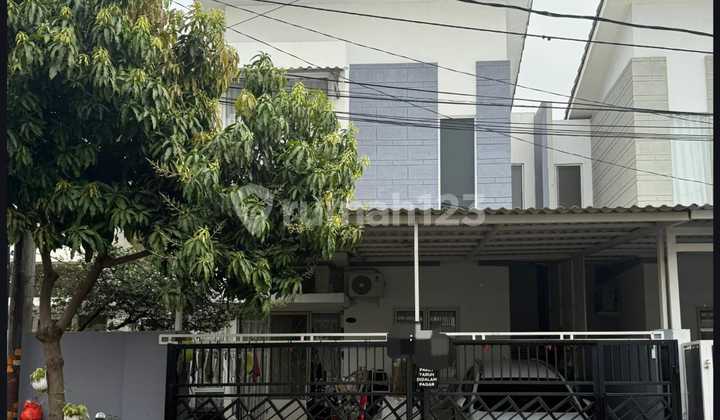 2-Story Fully Furnished House in Beverly Hills Cluster, Duta Garden, West Jakarta