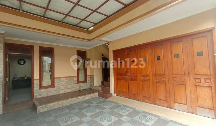 Rumah Siap Huni di Komplek Deplu Tangerang Selatan. Akses Mudah ke Bintaro & Jakarta. di Pondok Aren 2