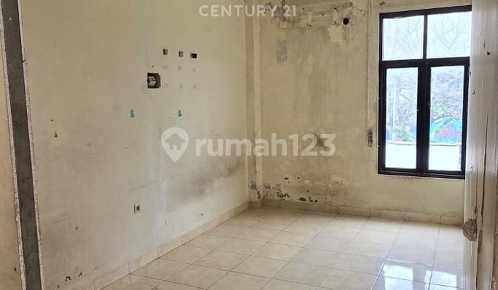 Ruko Hook Premium di Villa Taman Bandara Kosambi Dadap Tangerang 2