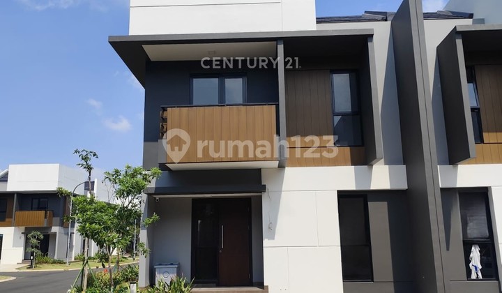Disewakan Rumah Di Cluster Regia Summarecon Crown Gading Bekasi