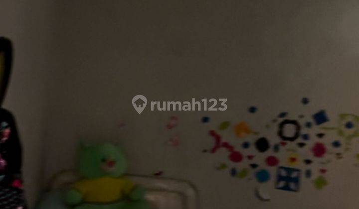 kamar tidur rumah lokasi strategis permata puri