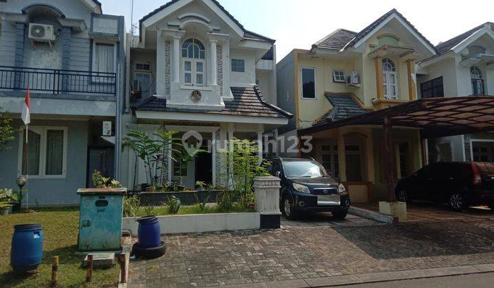 Disewakan Rumah 2,5 Lantai Full Furnished Kota Wisata Cibubur 1