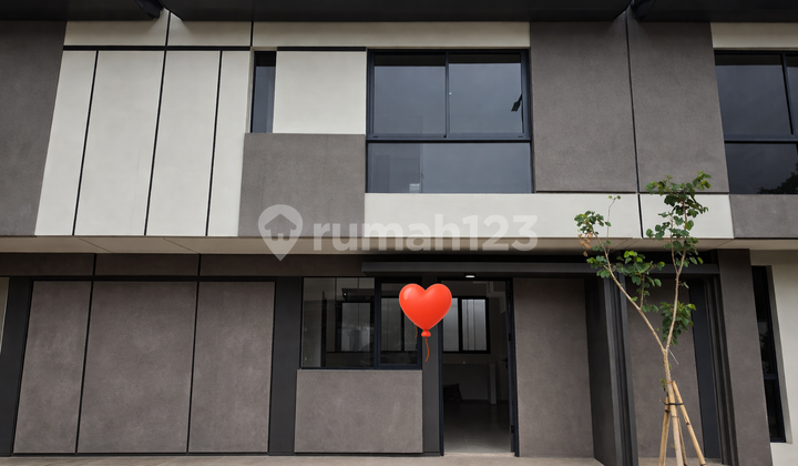 3 Bedroom House Unfurnished Park Serpong, Legok 1