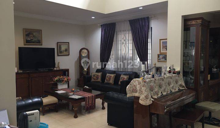 Rumah Mewah Exclusive di Telaga Golf Bsd 2