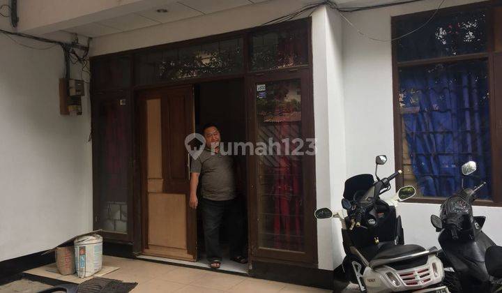 Rumah Kost masih berjalan baik. letak deket Unpar 1