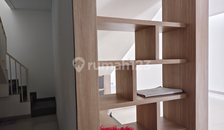 Residential House in Bandung City, Good New Building Ready to Occupy 2