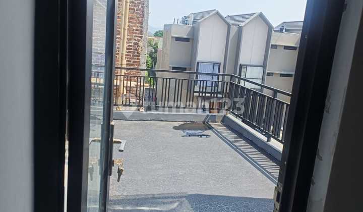 Rumah Baru Siap Huni Komplek Kopo Harmonis Rumah Baru Siap Huni Komplek Kopo Harmonis