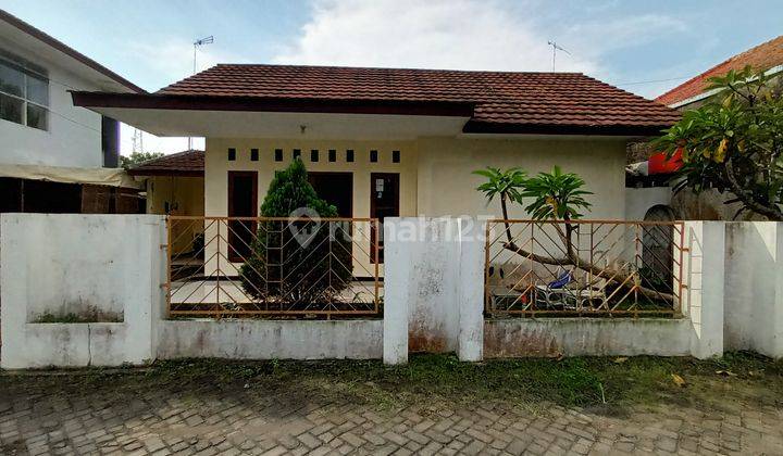 Komplek Yadara Babarsari, JUAL CEPAT Rumah 1 lantai  lingkungan banyak kampus bisa untuk kos2an 1