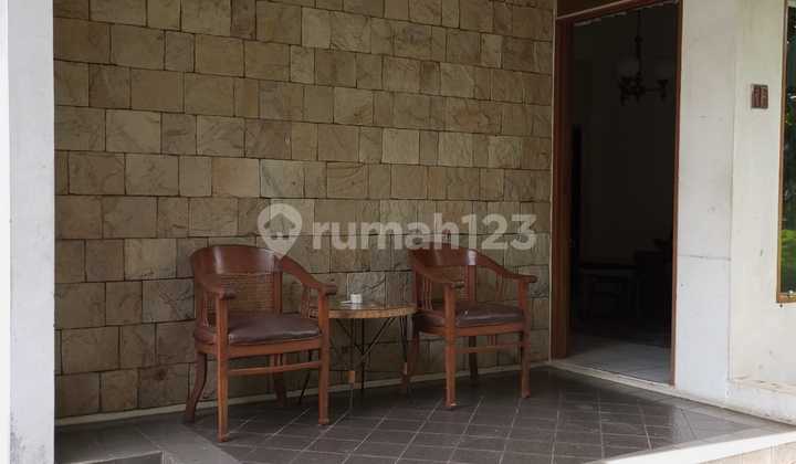 Rumah Bagus gaya eropa daerah sejuk Asri Ciumbuleuit, Bandung Rumah Bagus gaya eropa daerah sejuk Asri Ciumbuleuit, Bandung