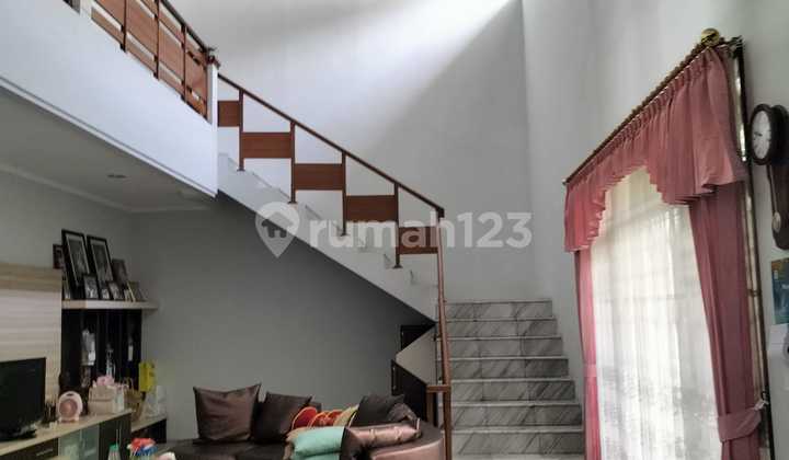 Rumah Surya Setra Siap Huni Bandung Dijual SHM di Komplek Perumahan Surya Setra, Jl. Terusan Prof. Dr. Sutami, Sarijadi, Sukasari, Kota Bandung, Jawa Barat, Indonesia, 40151, Sukasari