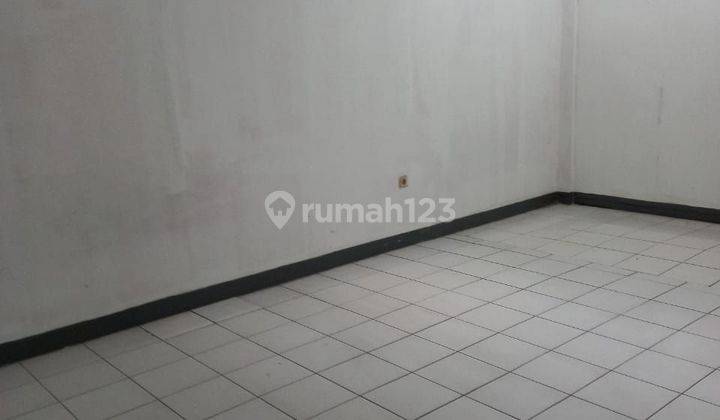 Taman Kopo Indah I dijual rumah Siap Huni SHM 2