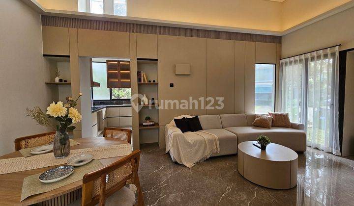 Rumah Bagus Kota Parahyangan Full Furnished Modern