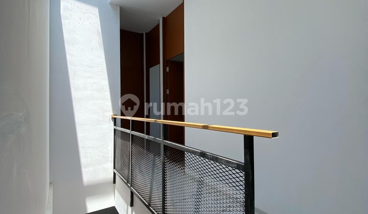 Rumah Di Setraduta Dago Bandung 2