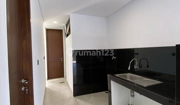 Rumah 2 Lantai Minimalis Hadap Selatan SHM 2