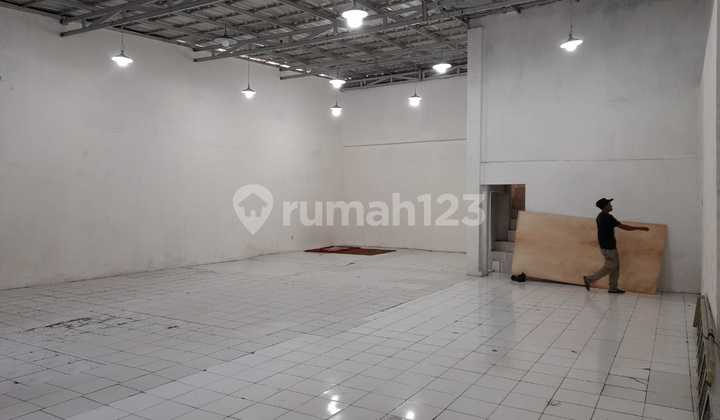 Ruang Usaha Bagus Siap Pakai Cibaduyut, Bandung