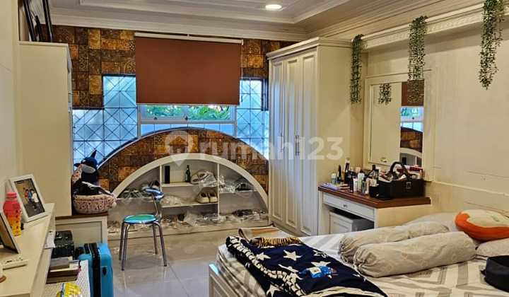 Setrasari House Bdg, strategic location, quiet and beautiful neighborhood, near PVJ Bandung wing, Pasteur Toll Gate.